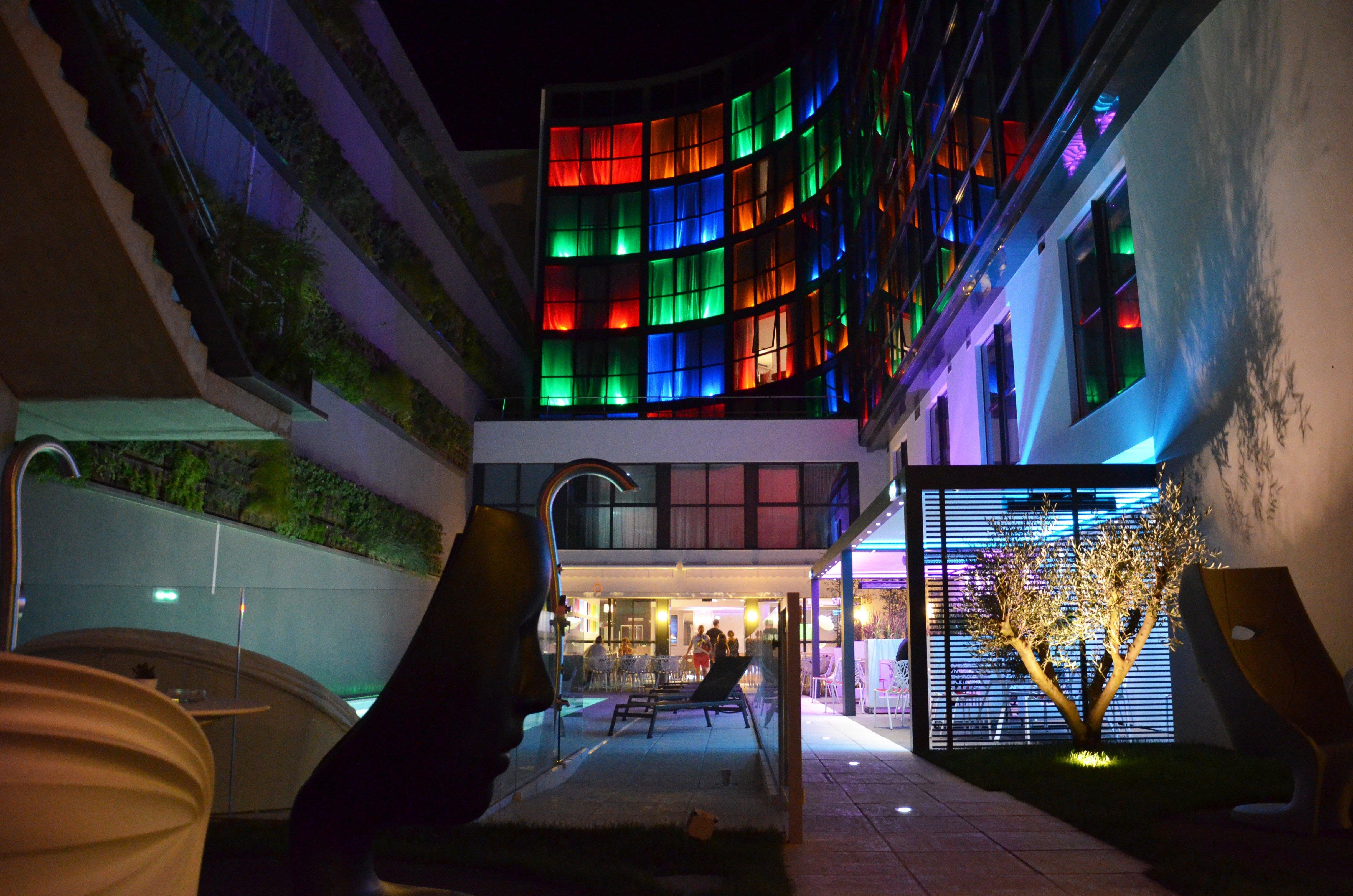 Holiday Inn Dijon Toison D'Or, An Ihg Hotel Exterior photo